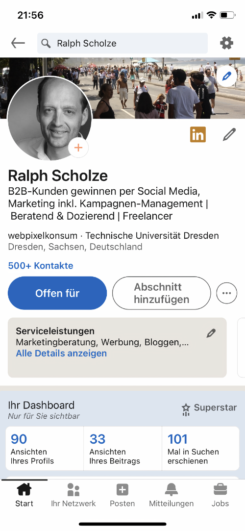 Diese Abbildung zeigt das LinkedIn Profil von Ralph Scholze mit Serviceleistungen Social Media und Marketing für Freelancer und Mittelstand (KMU) als Screenshot auf dem Smartphone.